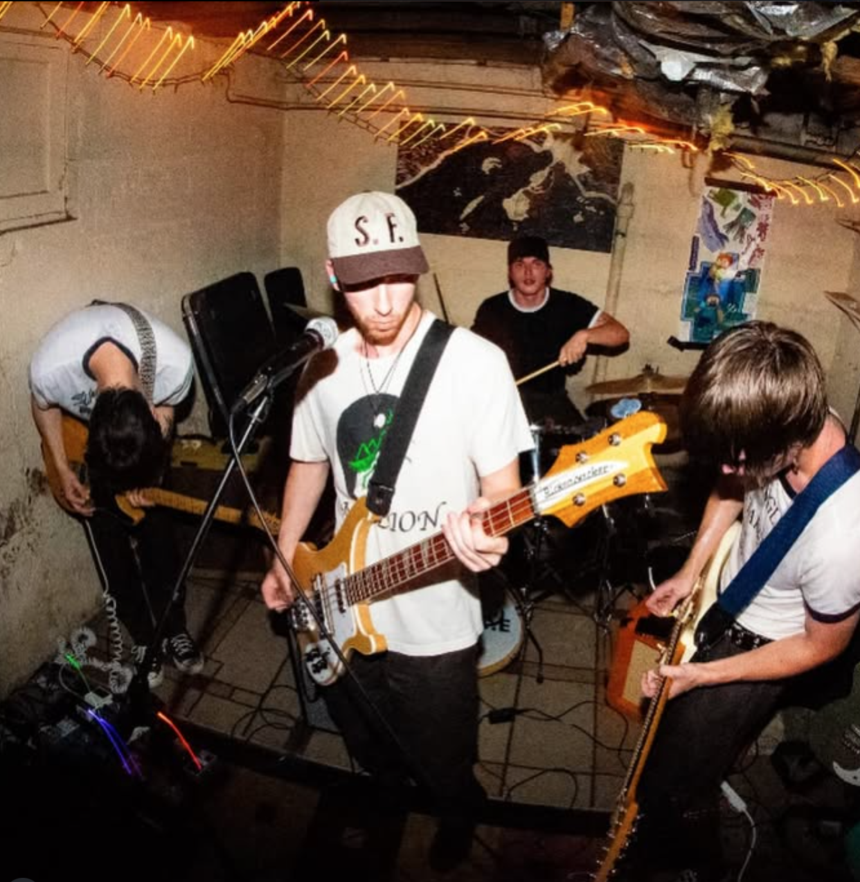 Starsdontmeananything / Frantic Repair / I'll Remember April